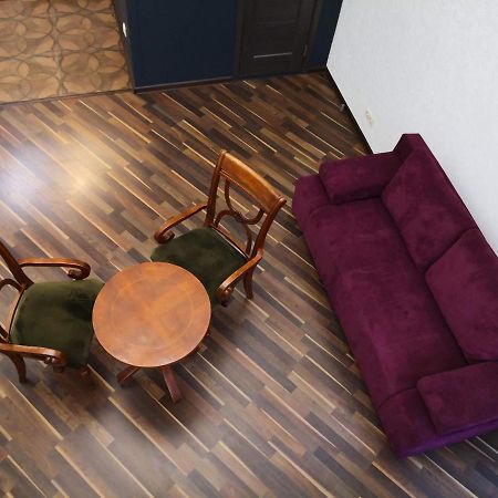 Затишні Апартаменти, Вулиця Дерибасівська, 13 Odessa Extérieur photo