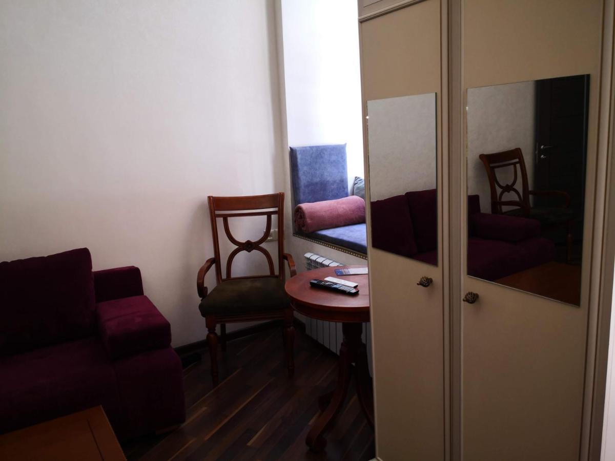 Затишні Апартаменти, Вулиця Дерибасівська, 13 Odessa Extérieur photo