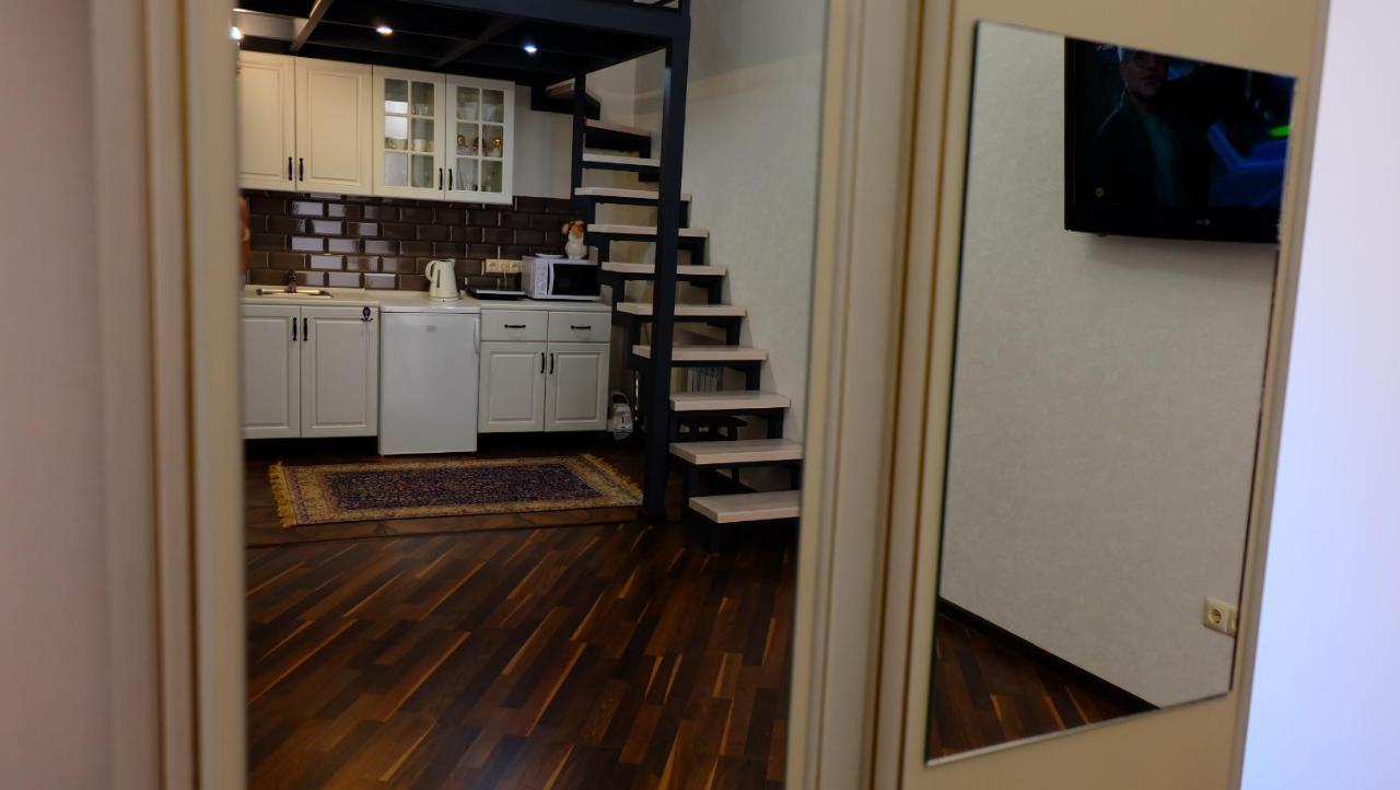 Затишні Апартаменти, Вулиця Дерибасівська, 13 Odessa Extérieur photo