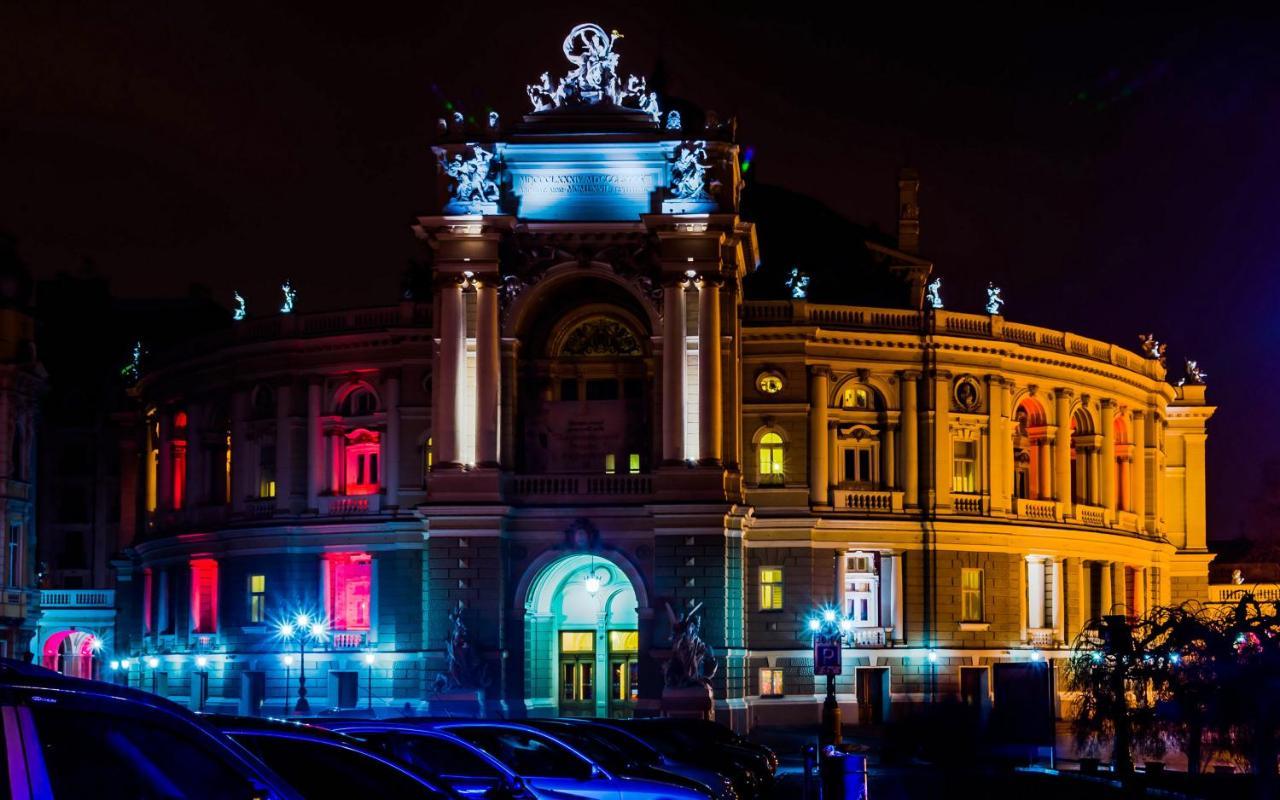 Затишні Апартаменти, Вулиця Дерибасівська, 13 Odessa Extérieur photo