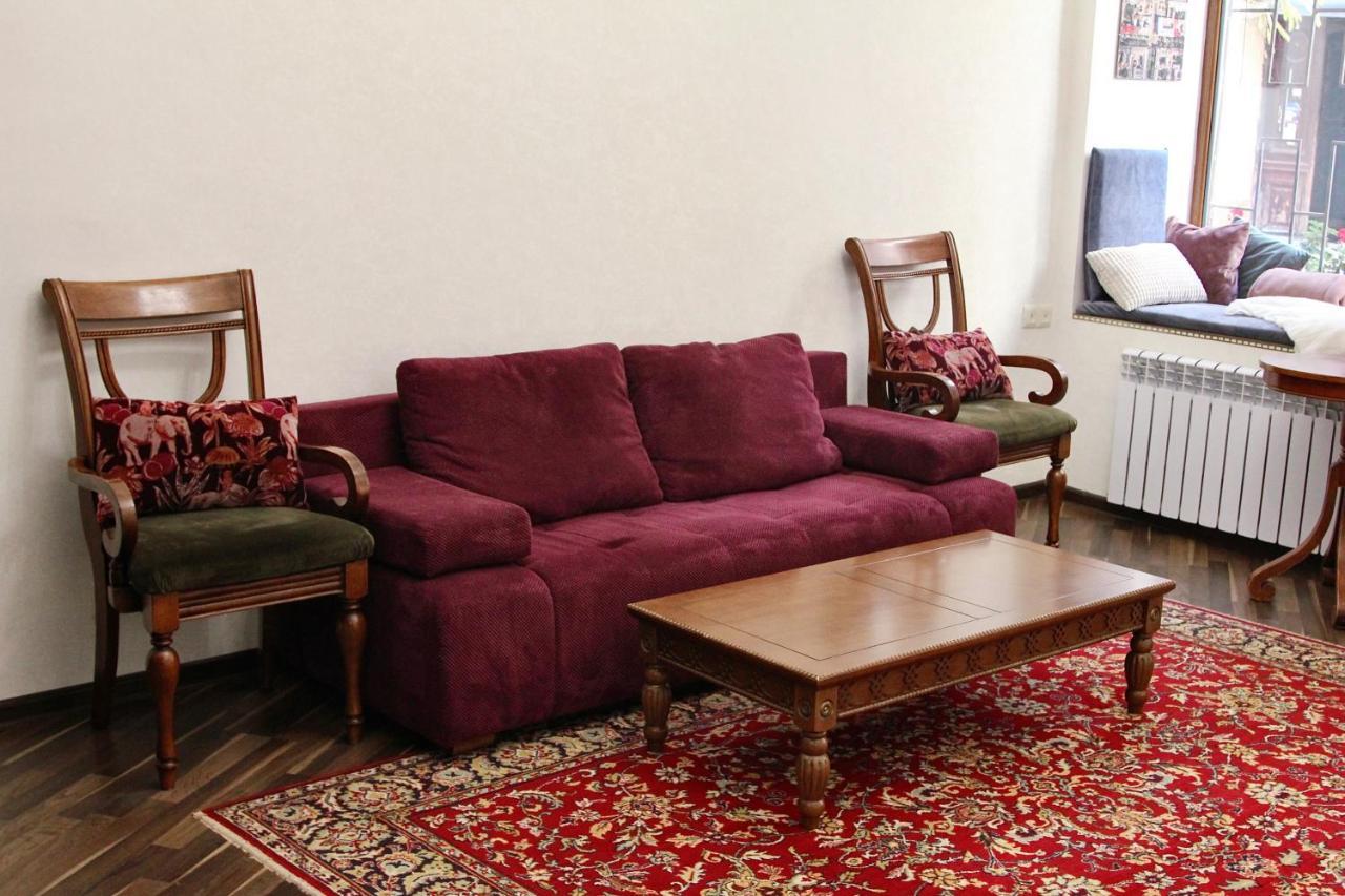 Затишні Апартаменти, Вулиця Дерибасівська, 13 Odessa Extérieur photo